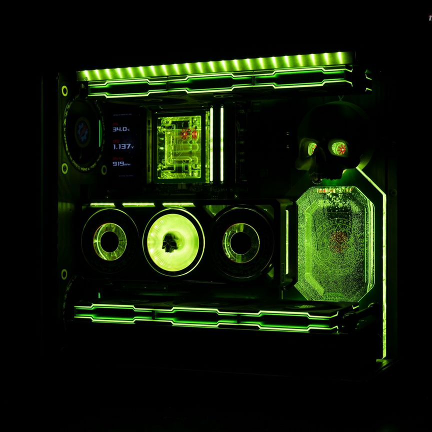 ПК в наличии HS420 Doom RTX 5090 Astral 9950x3d — фото 6